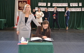 2022-04-29 Zakończenie roku szkolengo dla maturzyst&oacute;w 32
