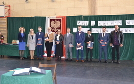 2022-04-29 Zakończenie roku szkolengo dla maturzyst&oacute;w 44