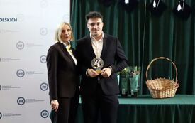 Galeria aktualności Uroczyste zakończenie roku szkolnego maturzyst&oacute;w 36