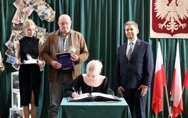 Galeria aktualności Uroczyste zakończenie roku szkolnego maturzyst&oacute;w 47