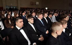 Galeria aktualności Uroczyste zakończenie roku szkolnego maturzyst&oacute;w 78