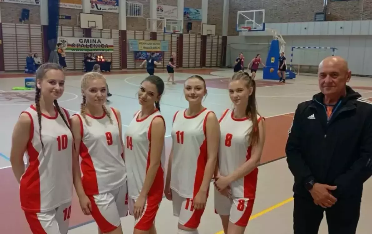 Zdjęcie do Wielkopolski P&oacute;łfinał koszyk&oacute;wki